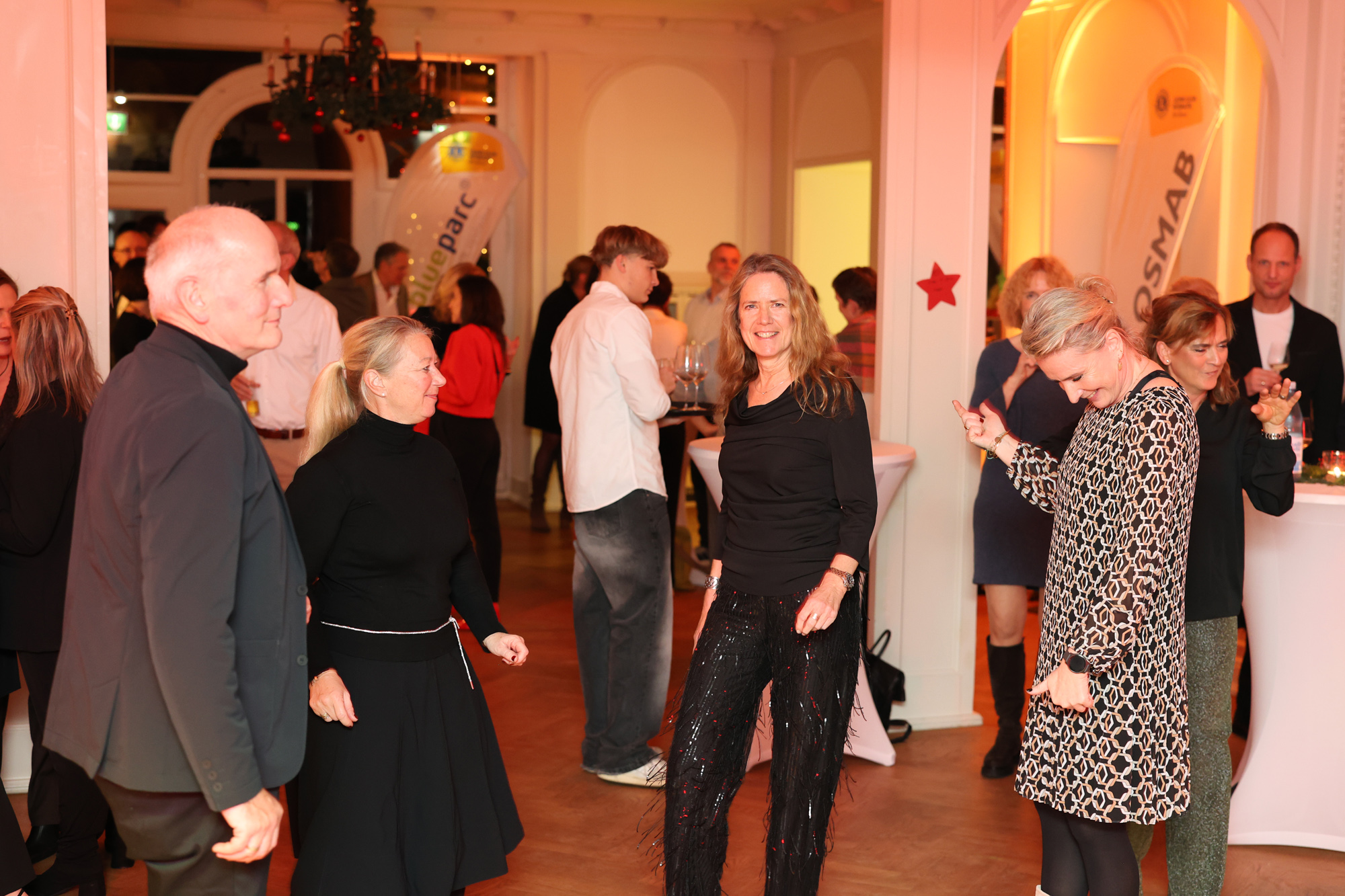 LCR 3. Lions-Xmas Bild Robert Scheuermeyer 201225 (108)